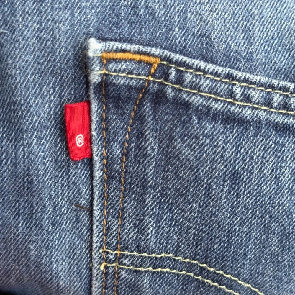 Levis 501 Original Fit Blue Jeans Mens 34x36 Medium Wash Button Fly Straight Leg